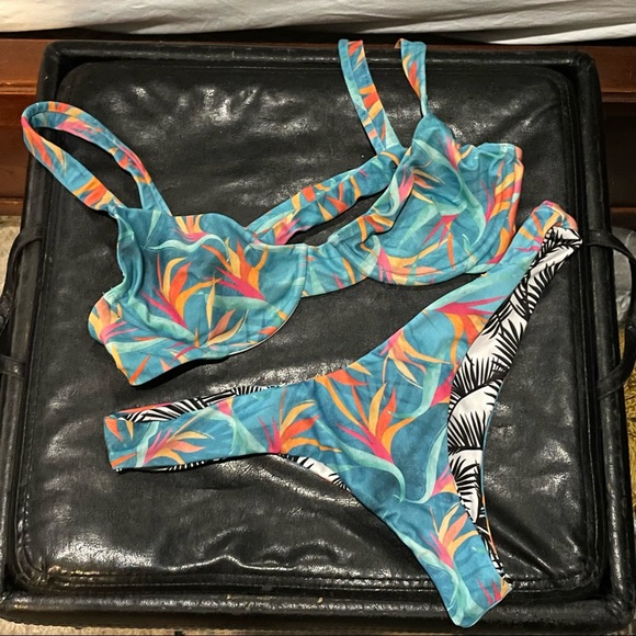 Moana Bikini Cookie Shake Set - Picture 1 of 4